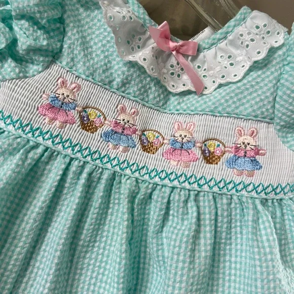 Smocked Baby Bubble Romper Mint teal Pastel Embroidery Easter bunny baskets - Picture 2 of 7